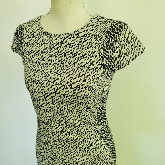 Diane Von Furstenberg "Pele" Snake Jacquard Mini Dress - Picture 4 of 10
